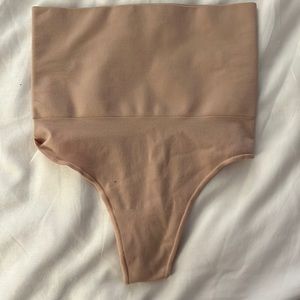 SKIMS core control panty thong